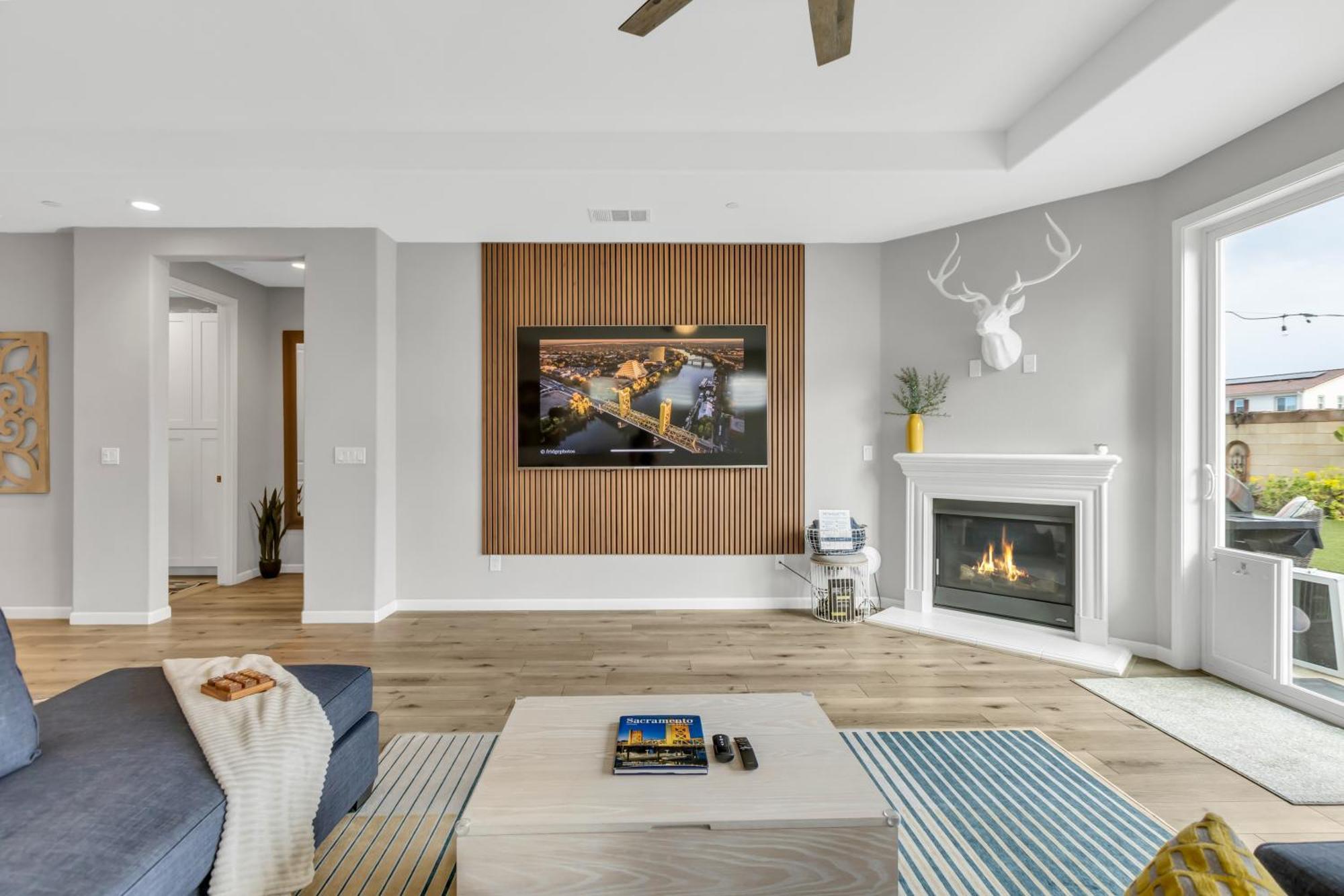 Modern-Fully Loaded-Ev Charger-Big Yard-10 Min Dt Villa West Sacramento Exterior photo